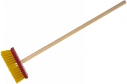 Teddies červené dětské koště s dřevěnou násadou