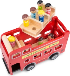 Červený městský autobus s figurkami