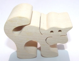 Fauna dřevěné zvířátko kočka