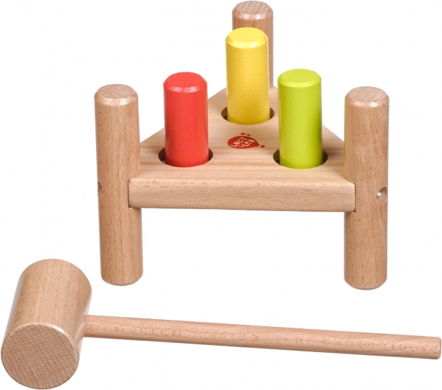 Dřevěná zatloukačka trojúhelník se 3 kolíky