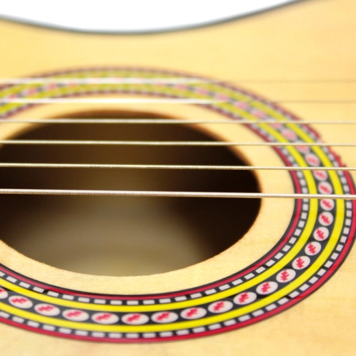 Laditelné ocelové struny pro skutečný zvuk