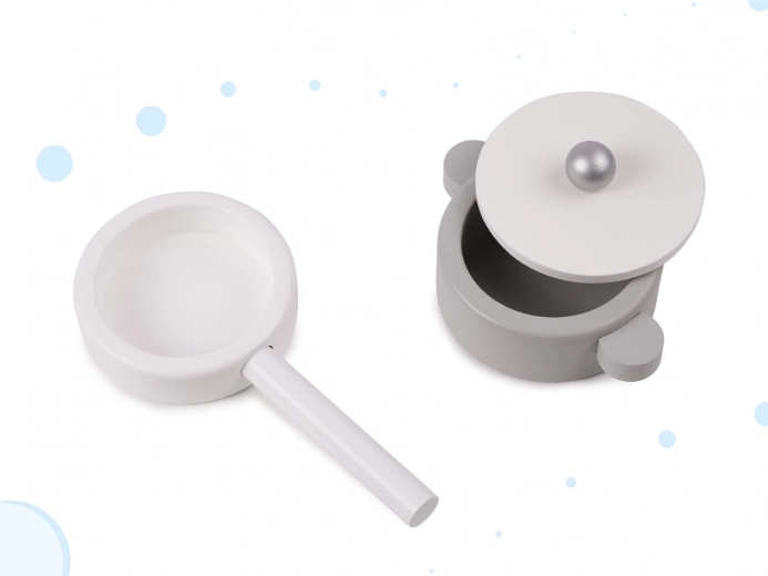 Bohaté příslušenství z odolného dřeva