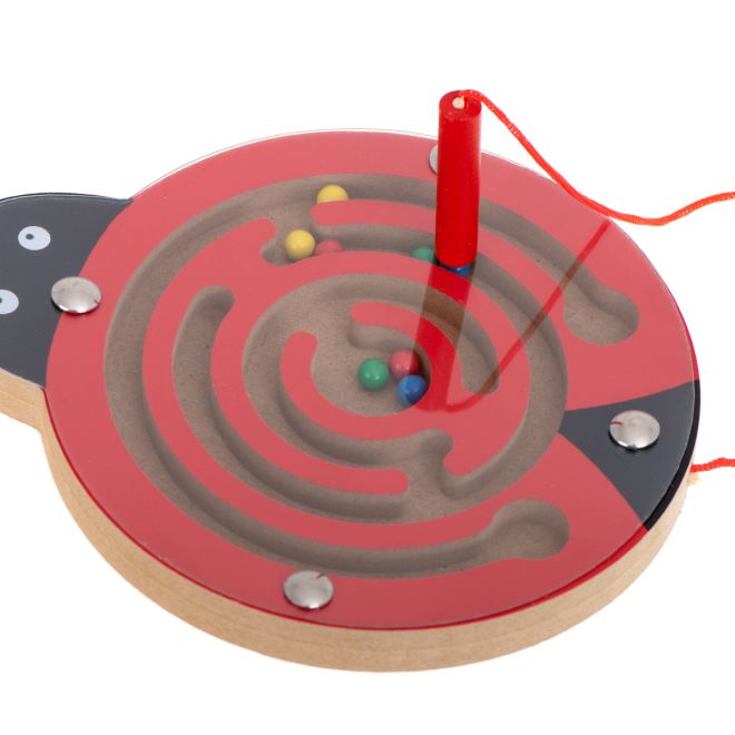 Magnetické bludiště s kuličkami ve tvaru berušky