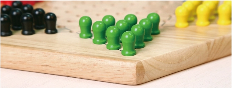 Rozvíjí strategické myšlení
